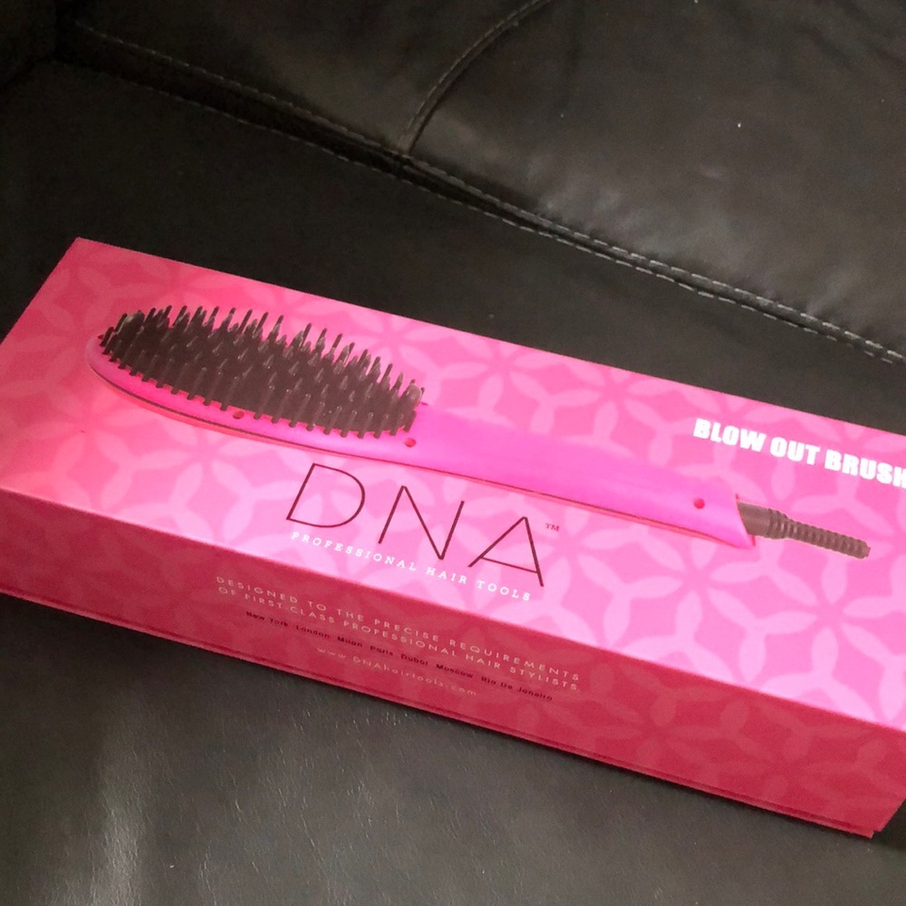 Blow out Brush